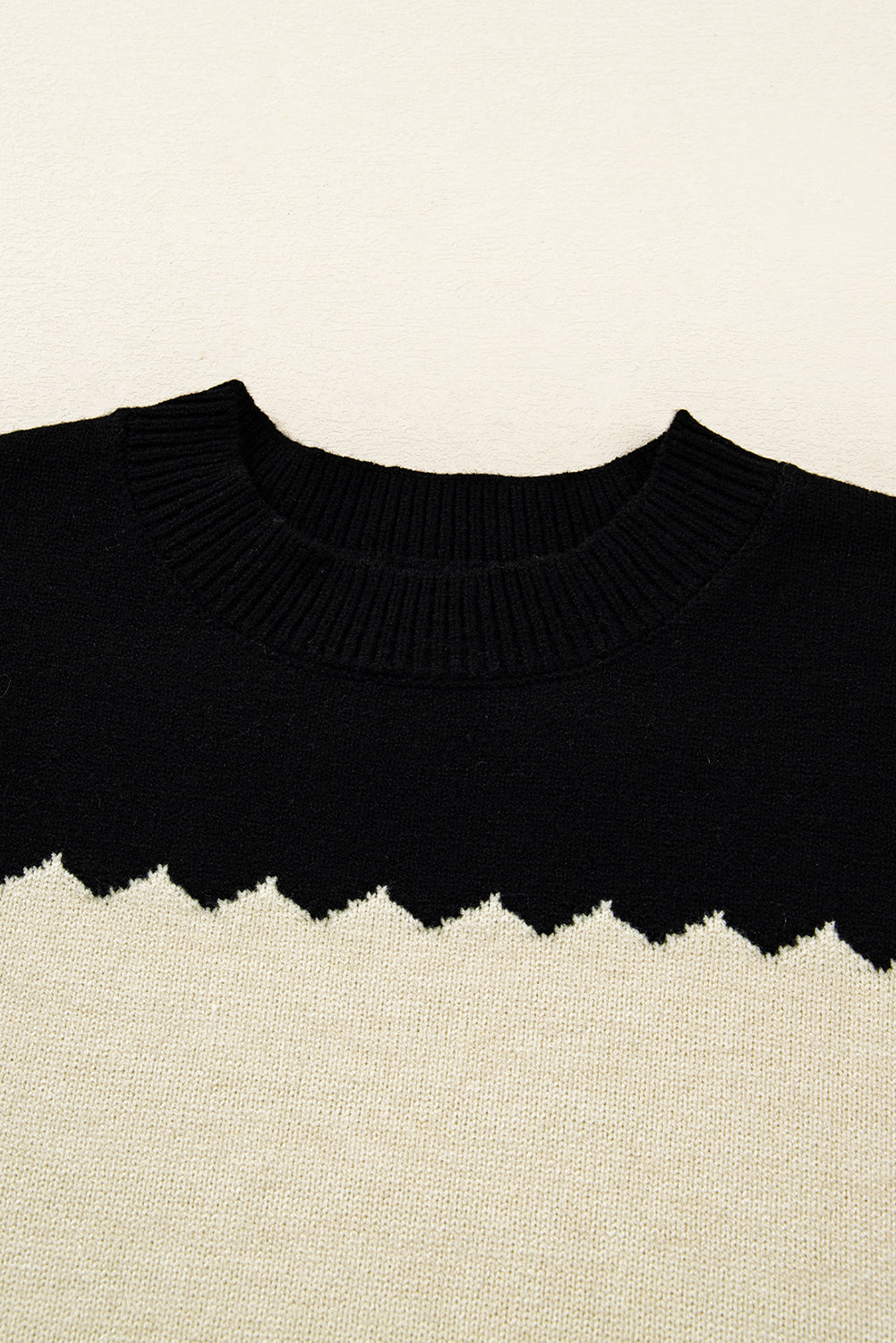 Black Colorblock Crew Neck Drop Shoulder Sweater - Roses