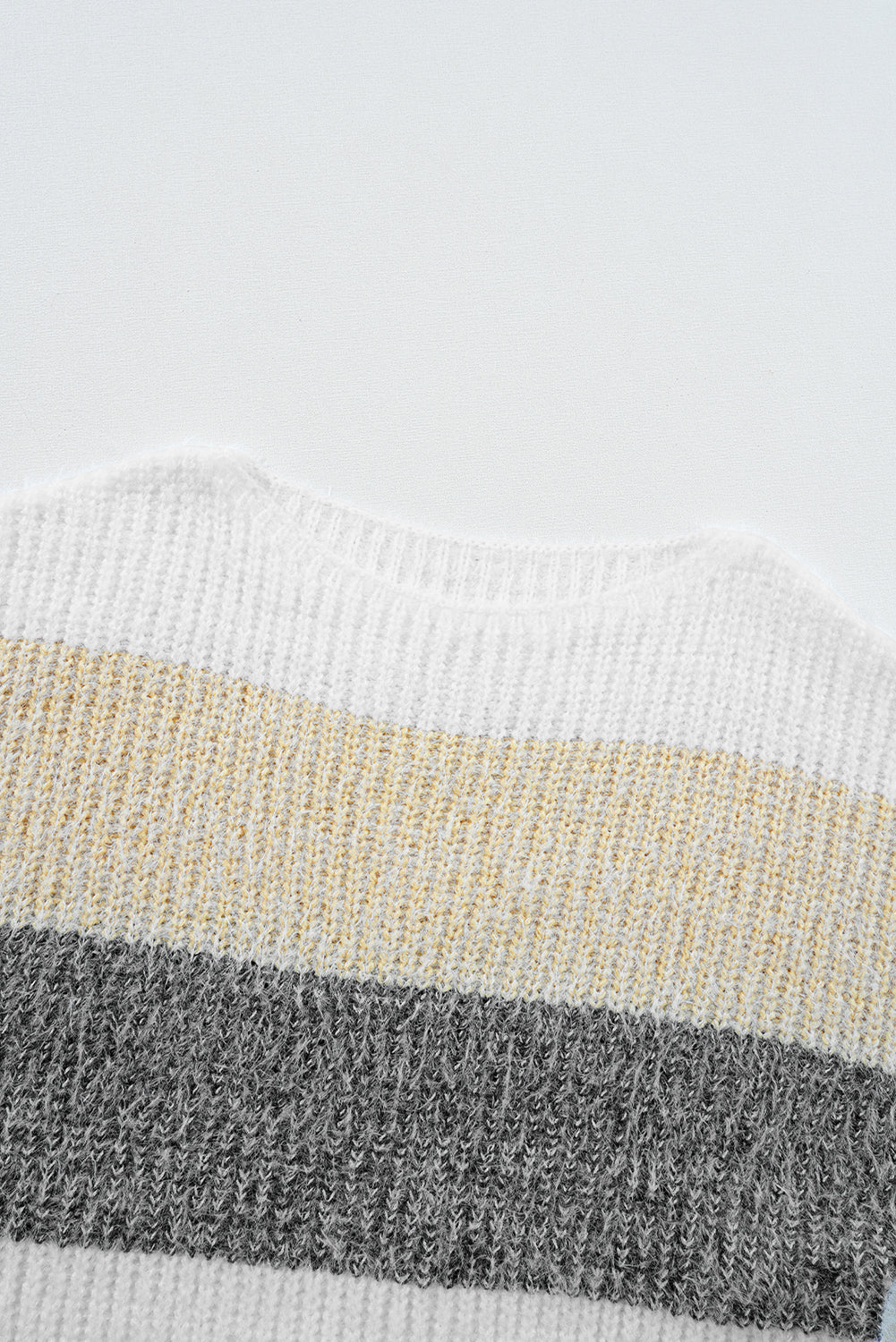 Robe pull grise à rayures